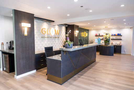 Glow Aesthetic Center logo