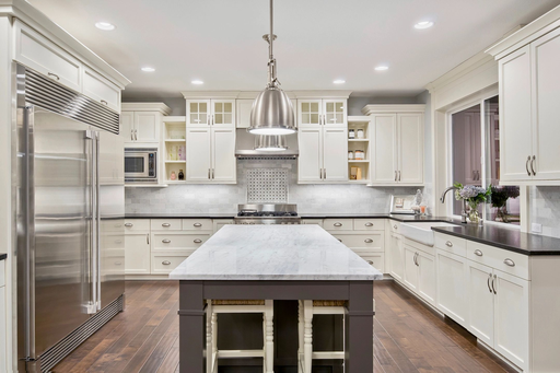 QuickFlip Remodeling & Renovations, LLC logo