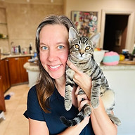 Emma's Cat-Sitting LLC logo
