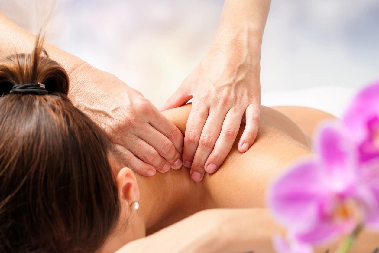 newbraunfelswellnessmassage-com logo
