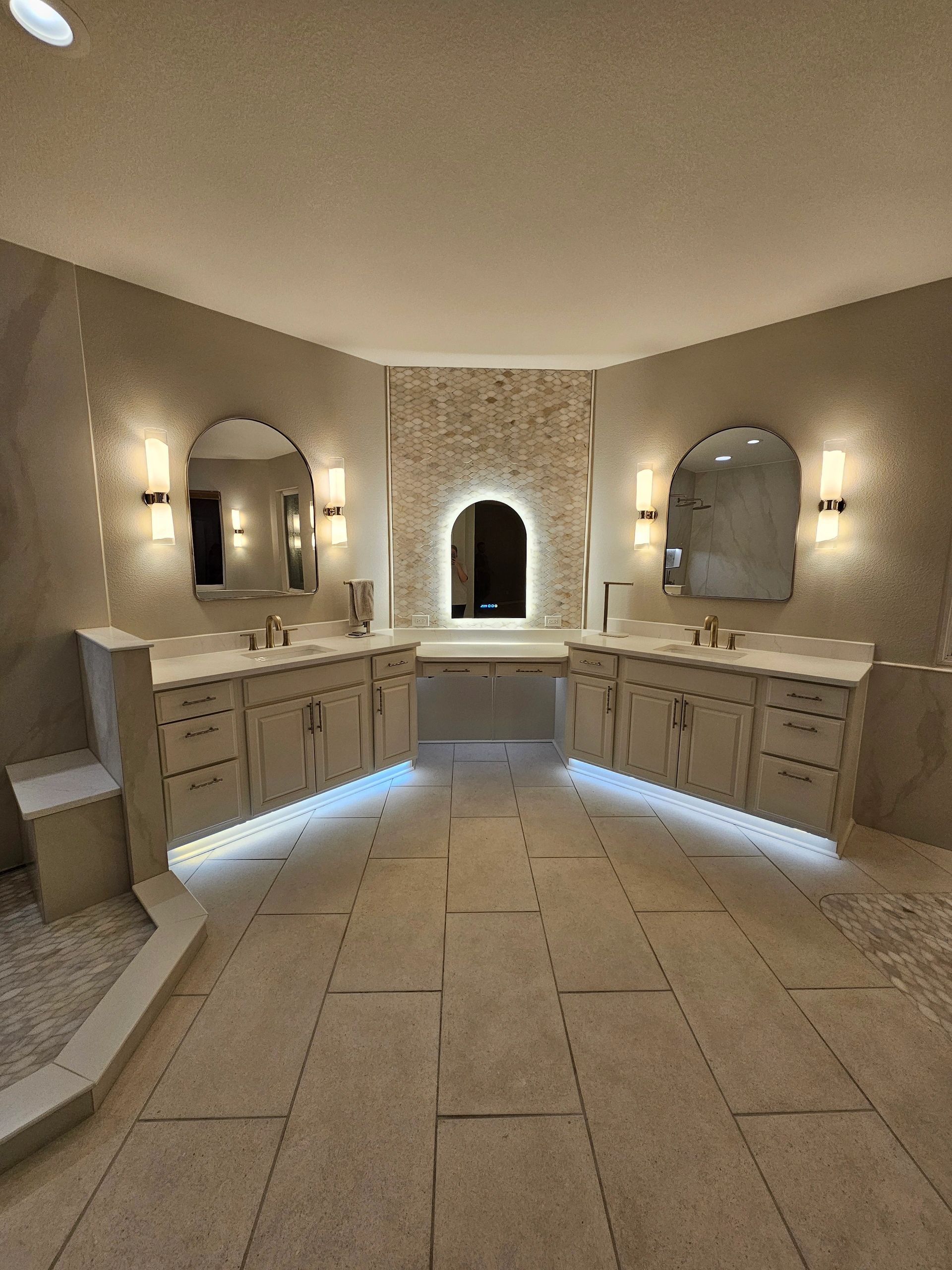 Advanced Plumbing & Remodeling LLC logo