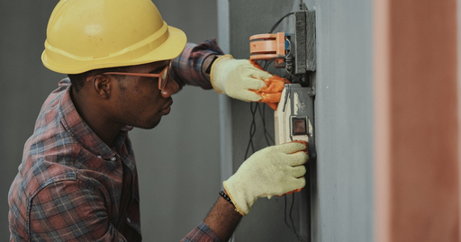 Yanez Heating & Air logo